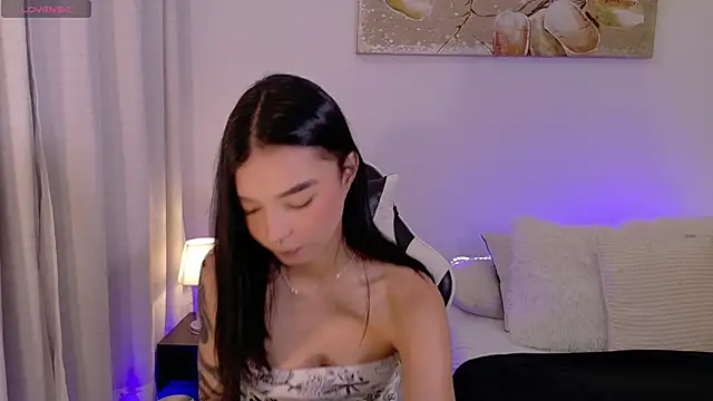Snapshot of AnabelWolf chatting on 1, 6, 2026 AnabelWolf online show from 1, 6, 2026