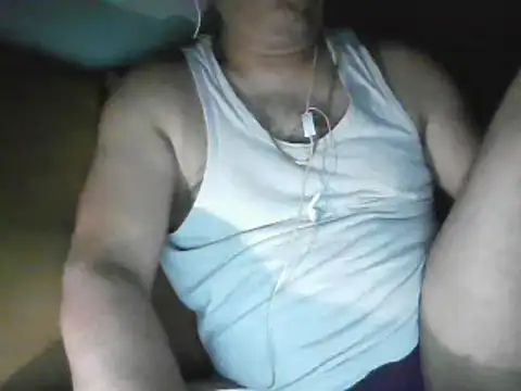 Snapshot of samee00721 chatting on 2, 2, 2025 samee00721 online show from 2, 2, 2025