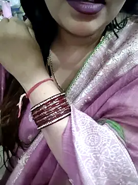 Snapshot of Mayuri77 chatting on 25, 7, 2026 Mayuri77 online show from 25, 7, 2026