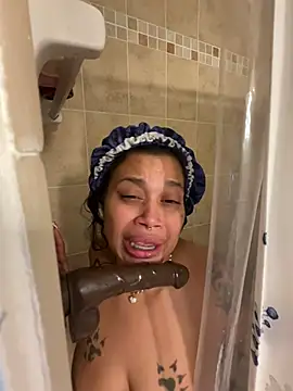 Snapshot of shyfr34k chatting on 29, 12, 2024 shyfr34k online show from 29, 12, 2024