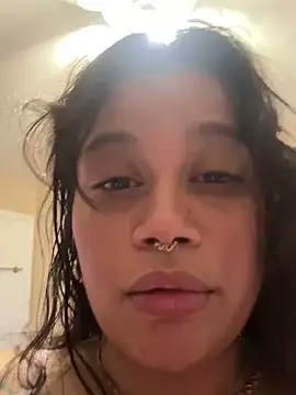 Snapshot of shyfr34k chatting on 28, 2, 2025 shyfr34k online show from 28, 2, 2025