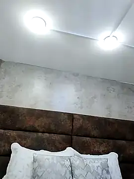 ElizabethWeil online show from 28, 2, 2025