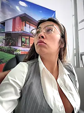 LIZ-06  online show from 2, 12, 2025