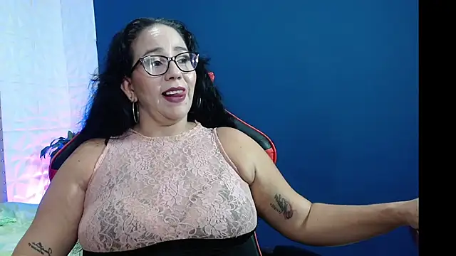 Snapshot of ashleylove_prg chatting on 29, 12, 2024 ashleylove prg online show from 29, 12, 2024