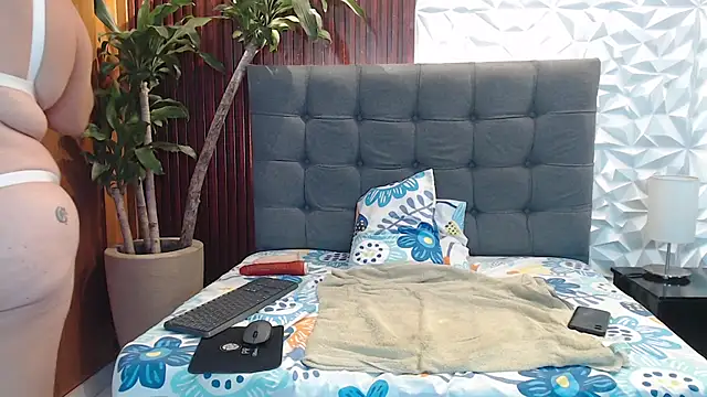 Snapshot of ashleylove_prg chatting on 30, 12, 2024 ashleylove prg online show from 30, 12, 2024