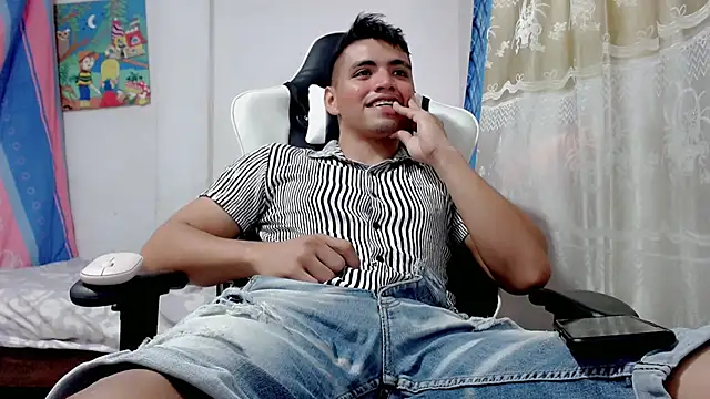 Snapshot of danilo302209 chatting on 25, 2, 2025 danilo302209 online show from 25, 2, 2025