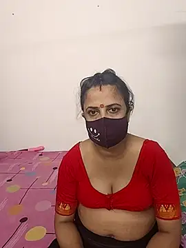 Snapshot of Cute-manisha chatting on 9, 10, 2025 Cute-manisha online show from 9, 10, 2025