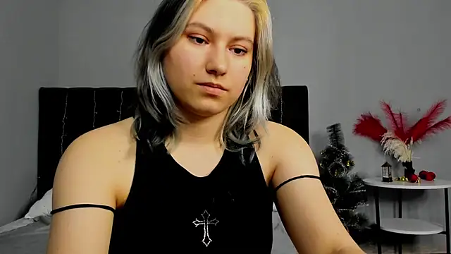 Snapshot of Bonni_Meiz chatting on 27, 12, 2024 Bonni Meiz online show from 27, 12, 2024