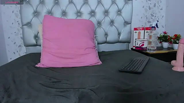Snapshot of candymery chatting on 1, 3, 2025 candymery online show from 1, 3, 2025