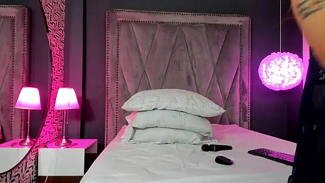 Snapshot of Pamela_Johnsonn chatting on 5, 1, 2026 Pamela Johnsonn online show from 5, 1, 2026