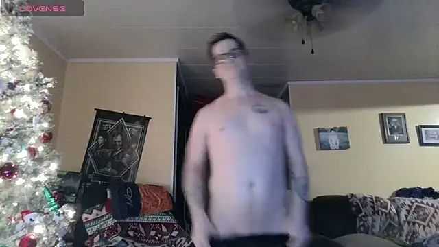 Snapshot of AryanJCole666 chatting on 17, 12, 2024 AryanJCole666 online show from 17, 12, 2024