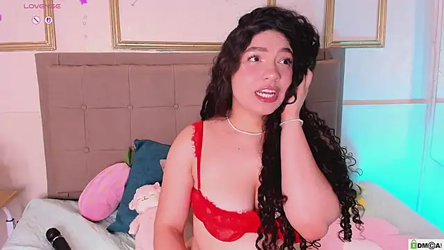 Snapshot of amandalee01 chatting on 25, 5, 2026 amandalee01 online show from 25, 5, 2026