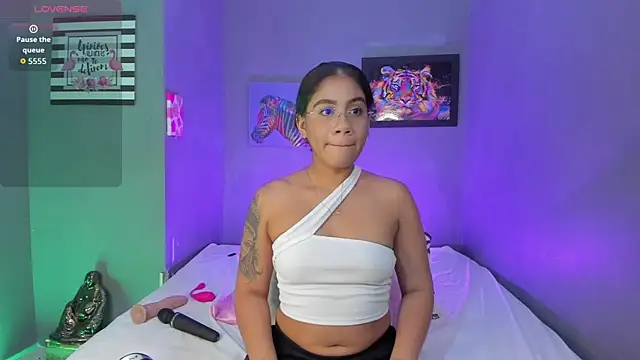 PammelaRoss1 online show from 1, 4, 2026