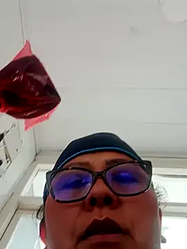 Snapshot of Darly_Gomez chatting on 22, 12, 2024 Darly Gomez online show from 22, 12, 2024