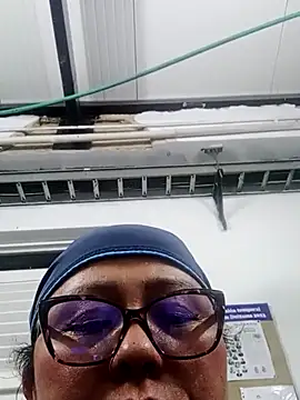 Snapshot of Darly_Gomez chatting on 27, 12, 2024 Darly Gomez online show from 27, 12, 2024