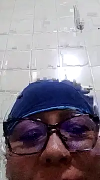 Snapshot of Darly_Gomez chatting on 4, 1, 2025 Darly Gomez online show from 4, 1, 2025