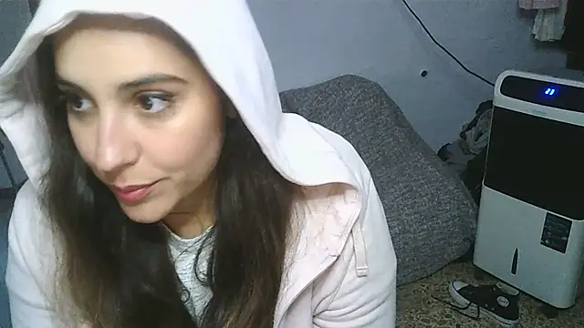 Ursumi1 online show from 8, 12, 2024