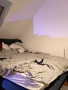 SunbakedMedal71 online show from 13, 3, 2026