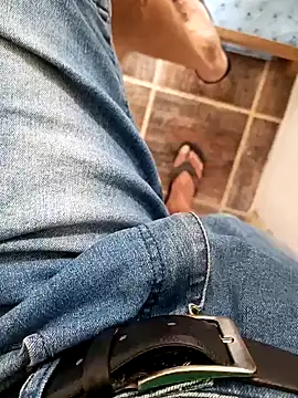 Snapshot of paubabando_ chatting on 15, 3, 2025 paubabando online show from 15, 3, 2025