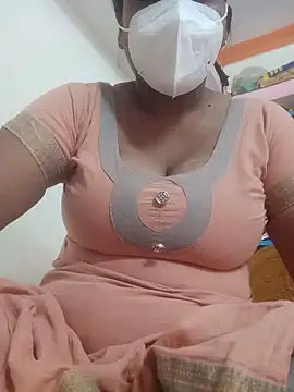 Snapshot of srivani143 chatting on 18, 11, 2025 srivani143 online show from 18, 11, 2025