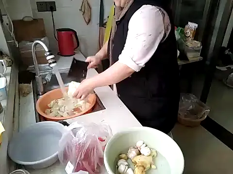 Weiwei5200 online show from 30, 3, 2026