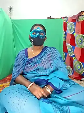 Snapshot of Real_Desi_Couple chatting on 15, 1, 2025 Real Desi Couple online show from 15, 1, 2025