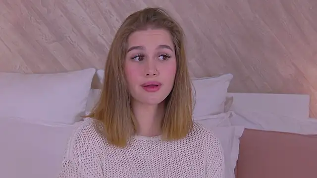 EllieHayes online show from 16, 12, 2024