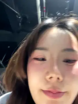 ChuChu1991 online show from 5, 11, 2025