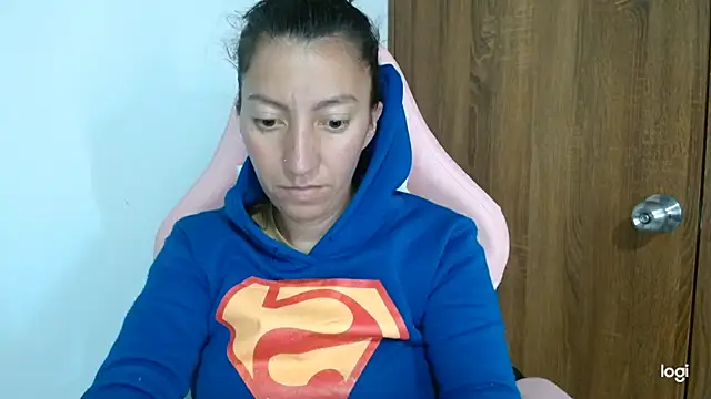 Snapshot of kaybabyhot chatting on 2, 10, 2025 kaybabyhot online show from 2, 10, 2025