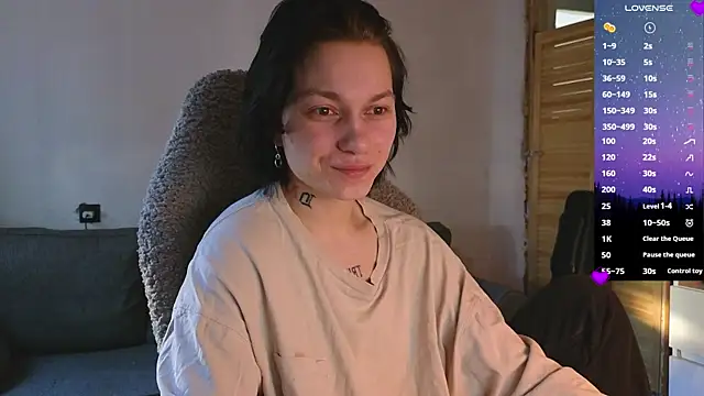 esajukyy online show from 8, 4, 2026