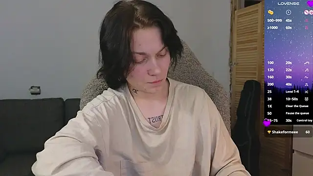 Snapshot of esajukyy chatting on 20, 4, 2026 esajukyy online show from 20, 4, 2026
