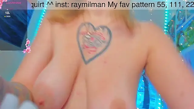 Snapshot of AliceMilman chatting on 13, 12, 2024 AliceMilman online show from 13, 12, 2024