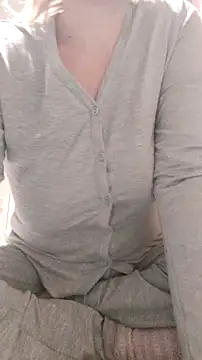 Snapshot of houy111111 chatting on 27, 11, 2025 houy111111 online show from 27, 11, 2025