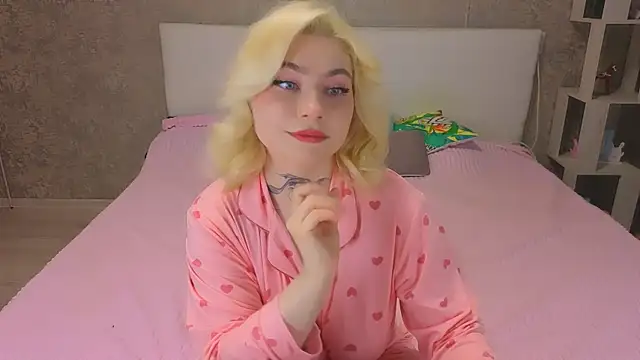 Snapshot of NikaRocks chatting on 15, 5, 2026 NikaRocks online show from 15, 5, 2026