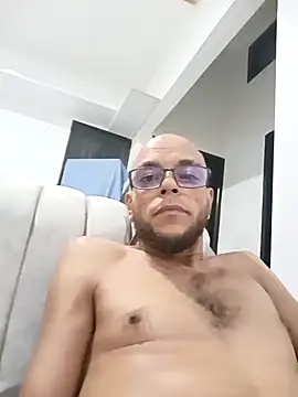 Snapshot of Charly_BC_Dirty chatting on 12, 12, 2024 Charly BC Dirty online show from 12, 12, 2024