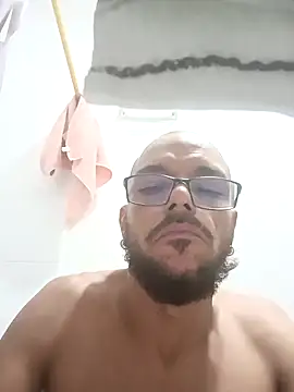 Snapshot of Charly_BC_Dirty chatting on 16, 2, 2025 Charly BC Dirty online show from 16, 2, 2025