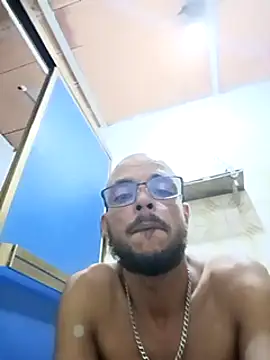 Snapshot of Charly_BC_Dirty chatting on 26, 2, 2025 Charly BC Dirty online show from 26, 2, 2025