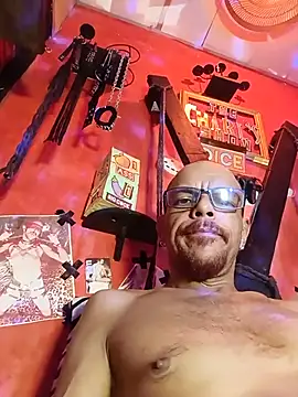 Snapshot of Charly_BC_Dirty chatting on 4, 8, 2026 Charly BC Dirty online show from 4, 8, 2026