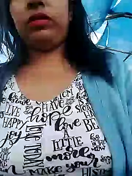 Danna-linyi online show from 12, 12, 2024