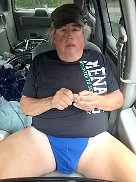 Snapshot of Bus310A chatting on 13, 9, 2025 Bus310A online show from 13, 9, 2025