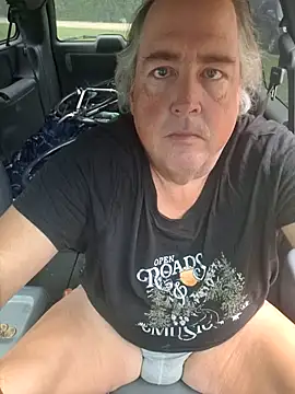 Snapshot of Bus310A chatting on 23, 9, 2025 Bus310A online show from 23, 9, 2025