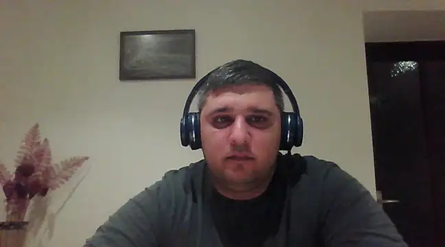 Snapshot of _revianzip1 chatting on 21, 12, 2024 revianzip1 online show from 21, 12, 2024