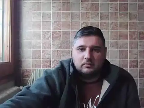 Snapshot of _revianzip1 chatting on 1, 1, 2025 revianzip1 online show from 1, 1, 2025