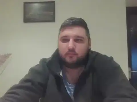 Snapshot of _revianzip1 chatting on 5, 1, 2025 revianzip1 online show from 5, 1, 2025