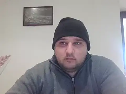 Snapshot of _revianzip1 chatting on 14, 1, 2025 revianzip1 online show from 14, 1, 2025