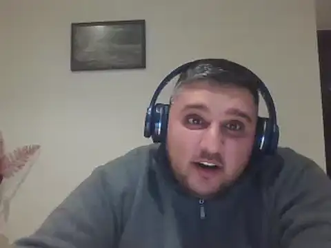 Snapshot of _revianzip1 chatting on 15, 1, 2025 revianzip1 online show from 15, 1, 2025