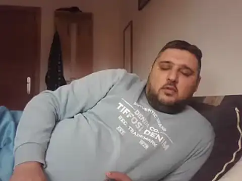 Snapshot of _revianzip1 chatting on 31, 1, 2025 revianzip1 online show from 31, 1, 2025