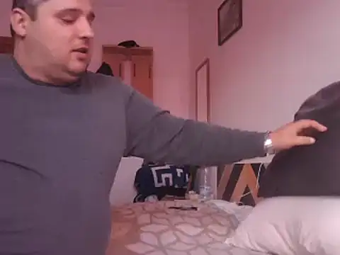 Snapshot of _revianzip1 chatting on 15, 2, 2025 revianzip1 online show from 15, 2, 2025