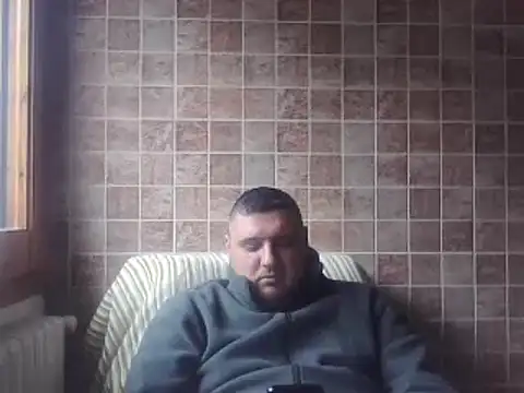 Snapshot of _revianzip1 chatting on 19, 2, 2025 revianzip1 online show from 19, 2, 2025