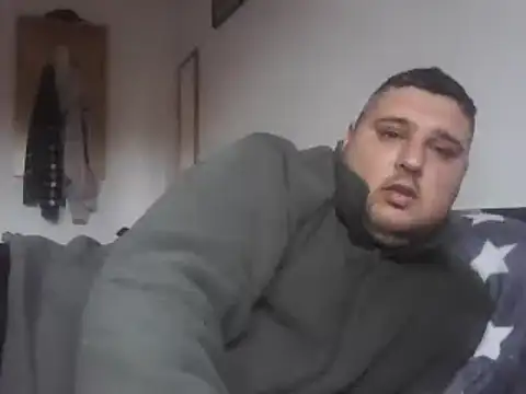 Snapshot of _revianzip1 chatting on 19, 2, 2025 revianzip1 online show from 19, 2, 2025